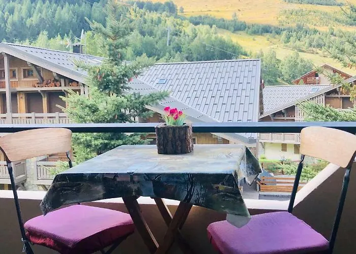 La Corneille Blanche, With Free Parking And Terrace Апартаменты *