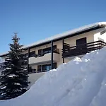 La Corneille Blanche, With Free Parking And Terrace Apartment *