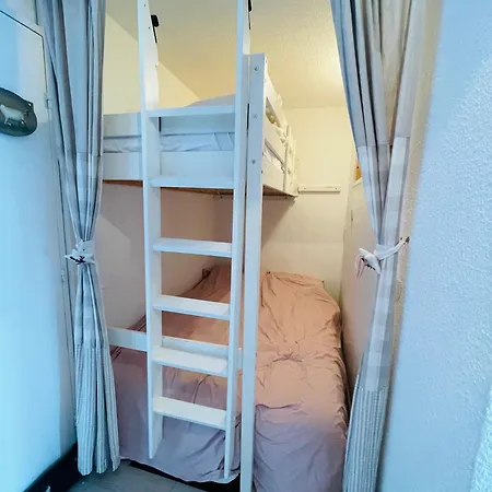 La Corneille Blanche, With Free Parking And Terrace *