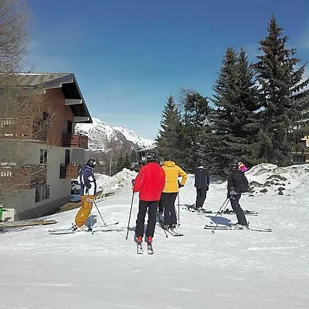 La Corneille Blanche, With Free Parking And Terrace Apartment