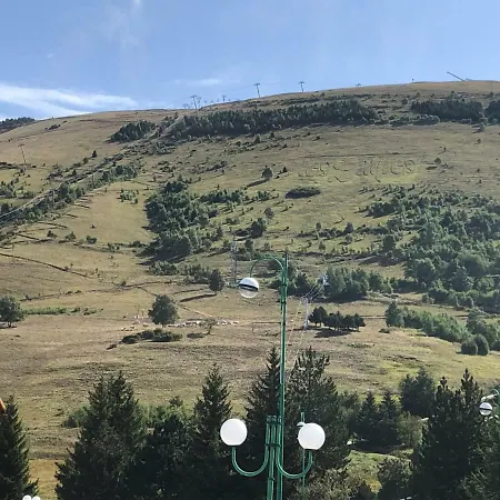 La Corneille Blanche, With Free Parking And Terrace * Les Deux Alpes