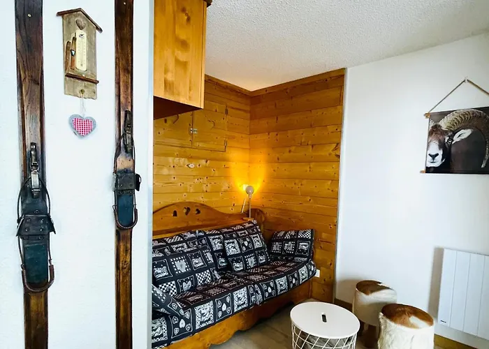 La Corneille Blanche, With Free Parking And Terrace * Ле-дез-Альп