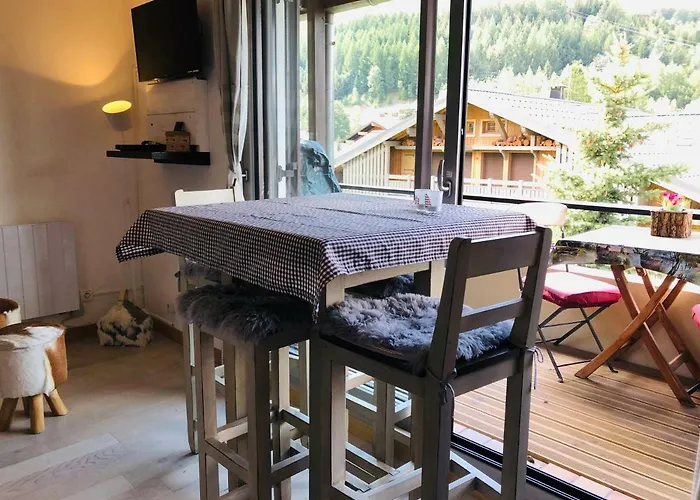 Apartament La Corneille Blanche, With Free Parking And Terrace