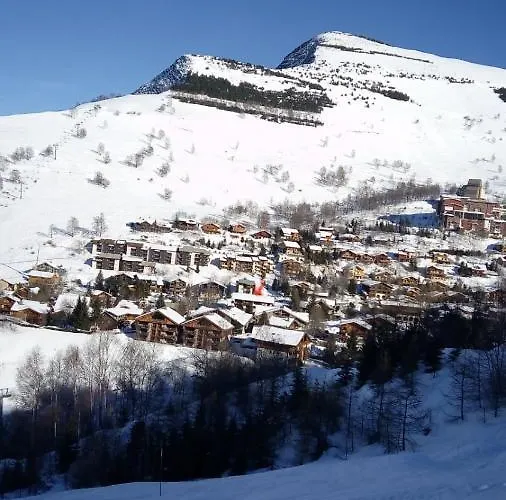 Апартаменти La Corneille Blanche, With Free Parking And Terrace